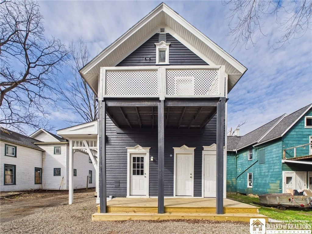 Photo of 330 Laurel Avenue