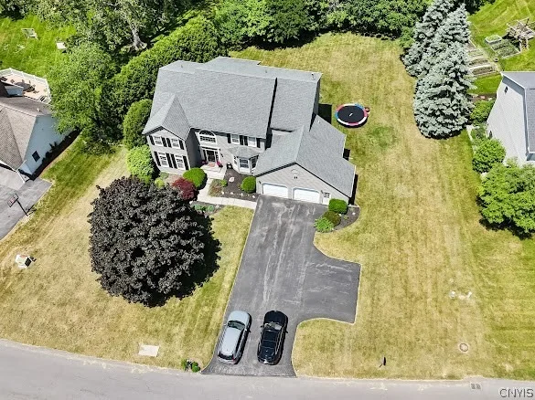 Photo of 8353 Glen Eagle Dr