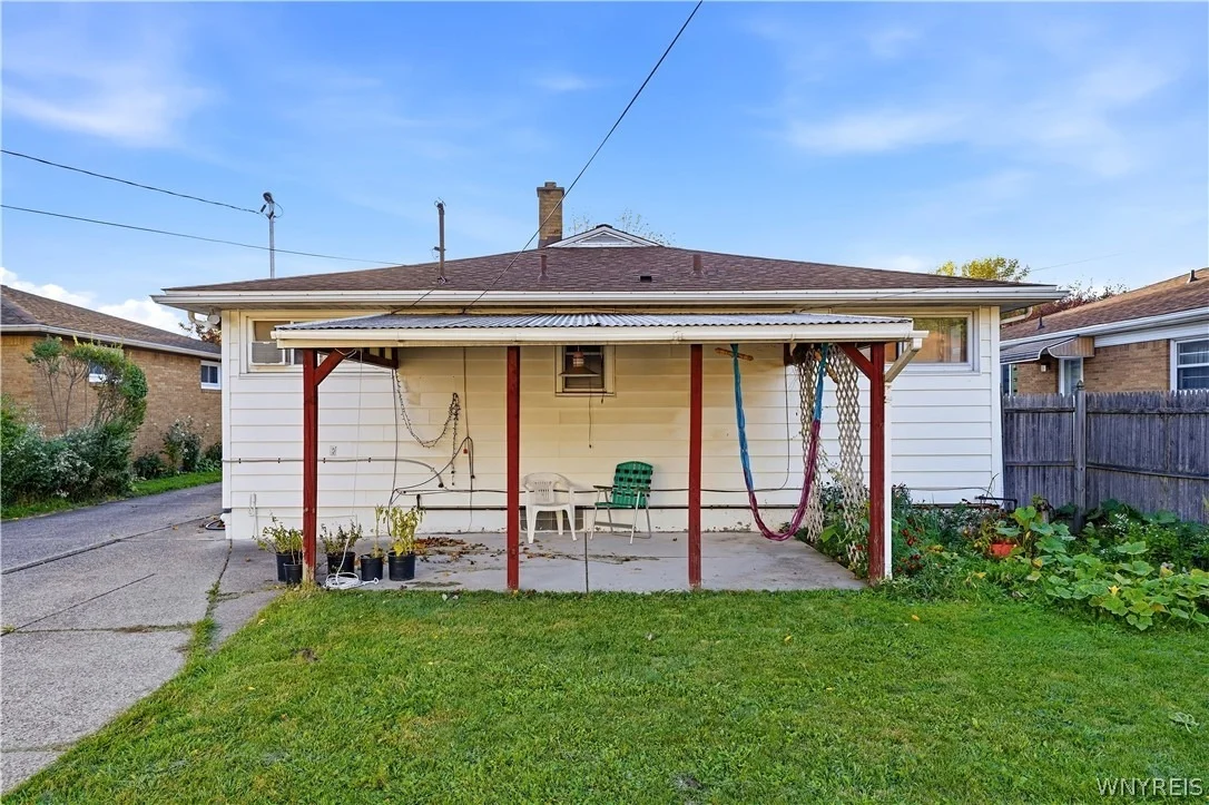 Photo of 87 Carmen Road