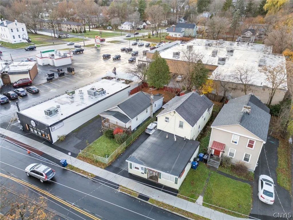 Photo of 1522 Valley Drive