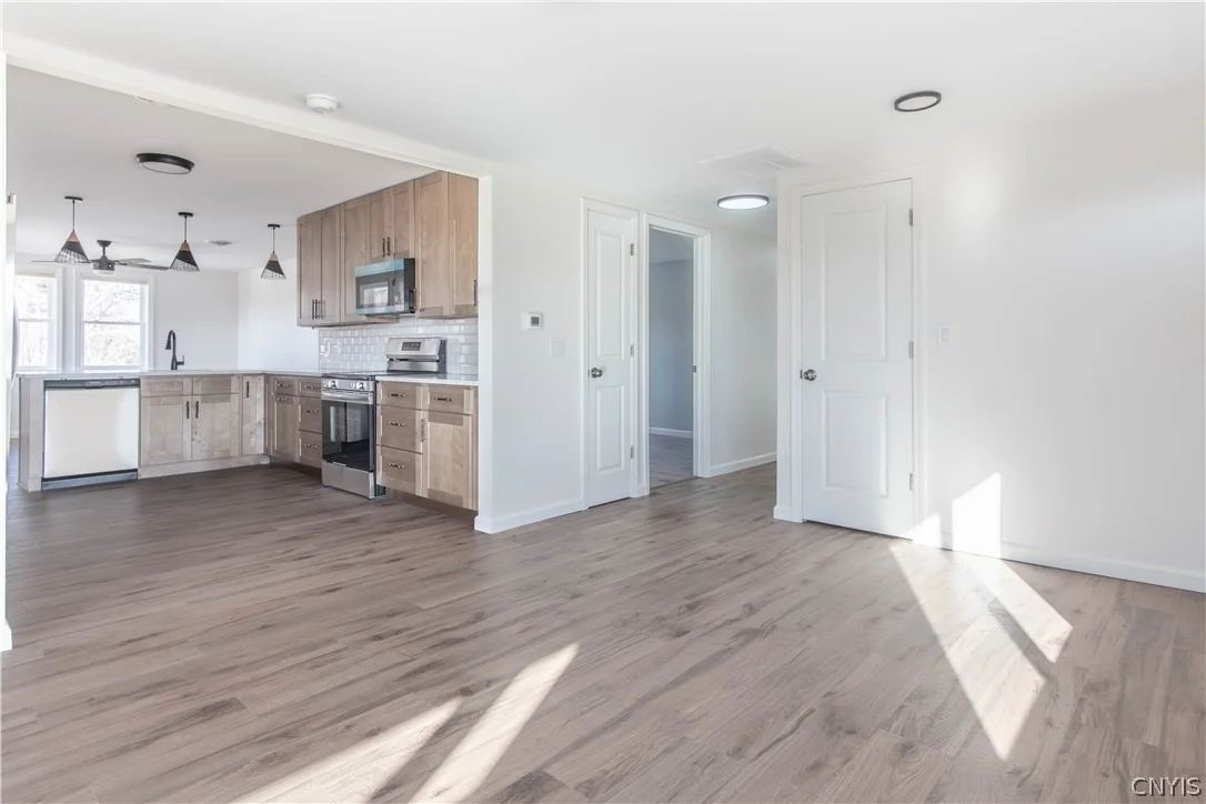 Photo of 17079 May Irwin Road