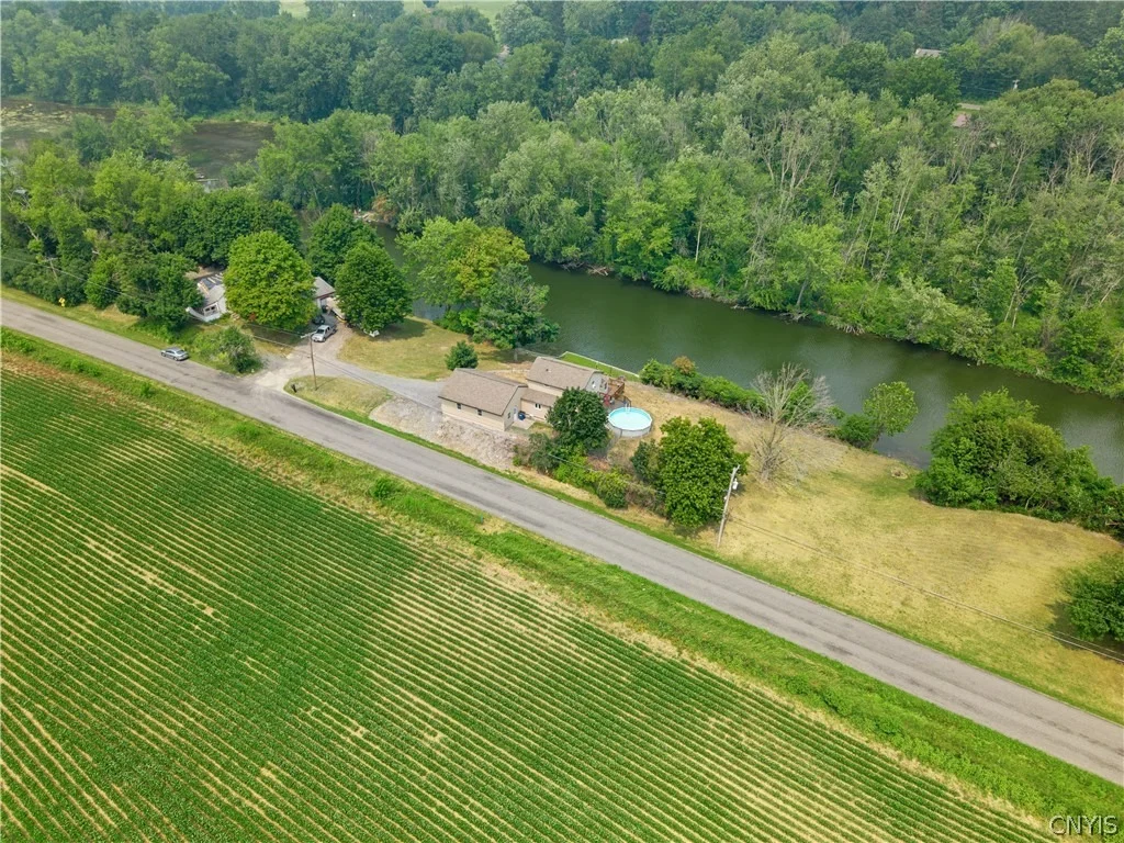 Photo of 6904 Guyder Road