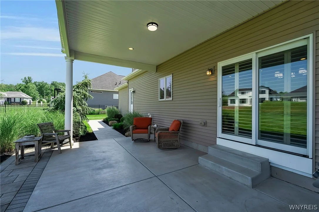Photo of 5345 Glenview Drive