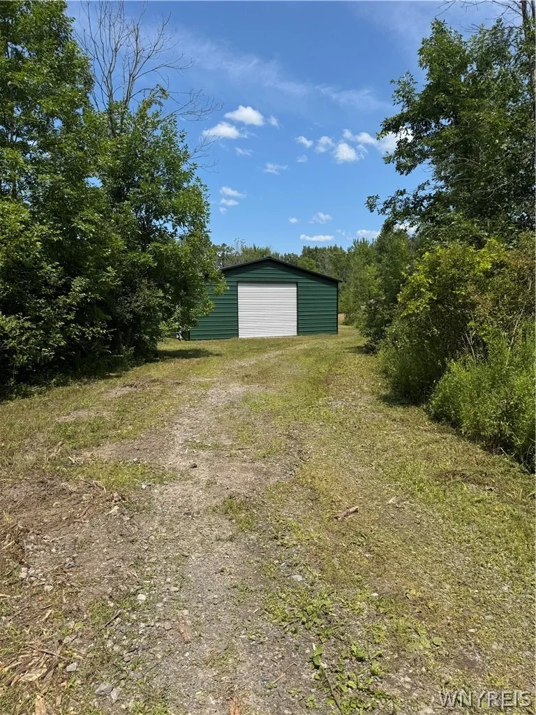Photo of 7753 Moyer Road