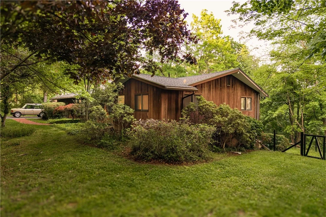 Photo of 122 Ridgeview Road