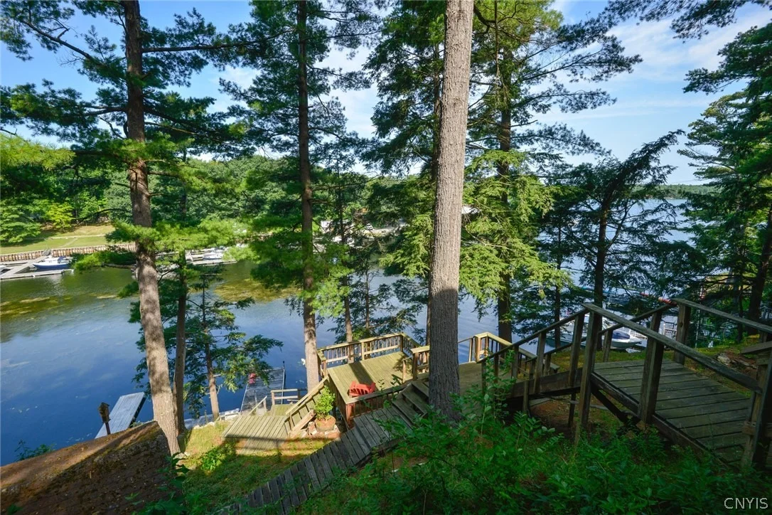 Photo of 106 Dillon Point Road