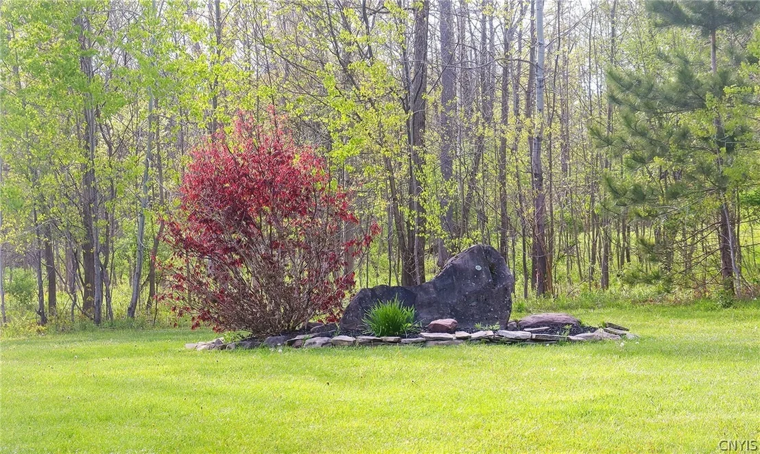 Photo of 1076 Curtiss Road