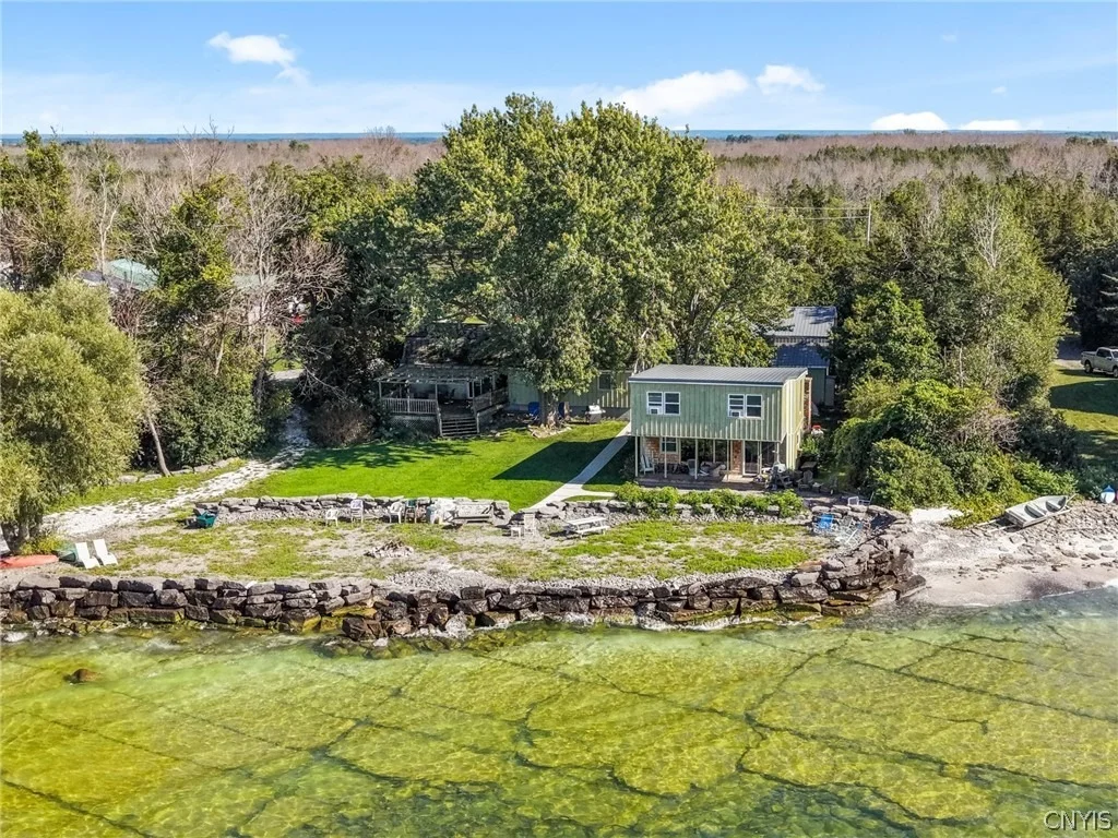 Photo of 11327 Rays Bay Rd