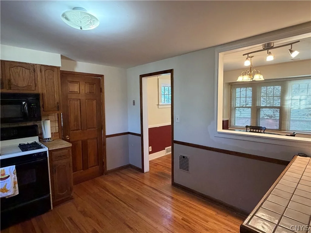Photo of 1317 Northcliffe Road