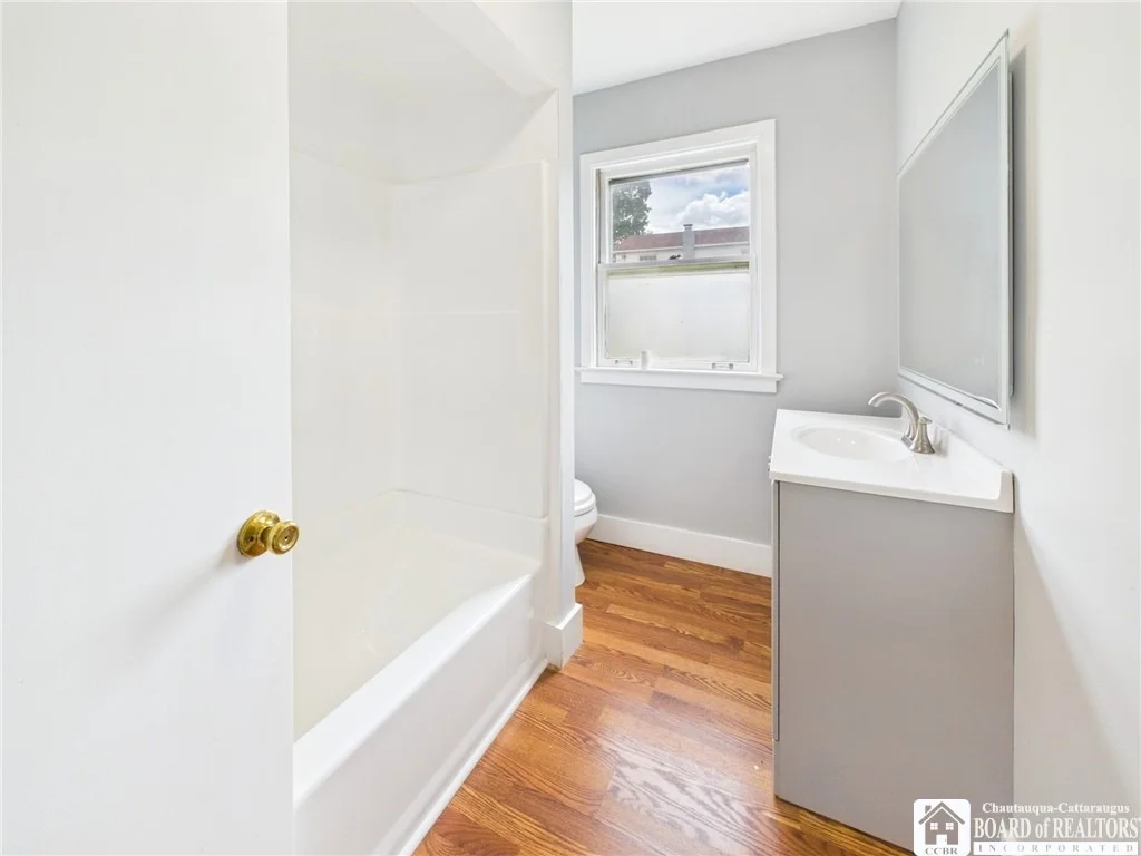 Photo of 42 Elm Street