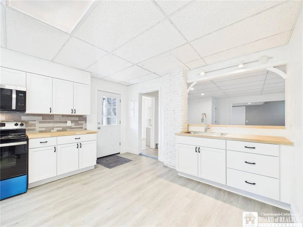 Photo of 330 Laurel Avenue