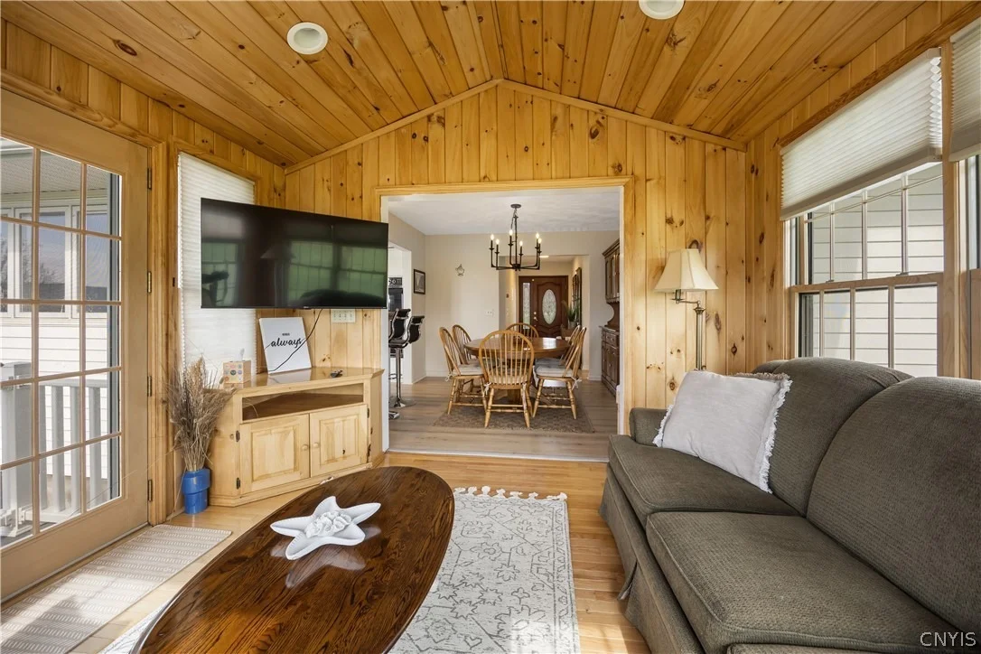 Photo of 282 Windfall Road