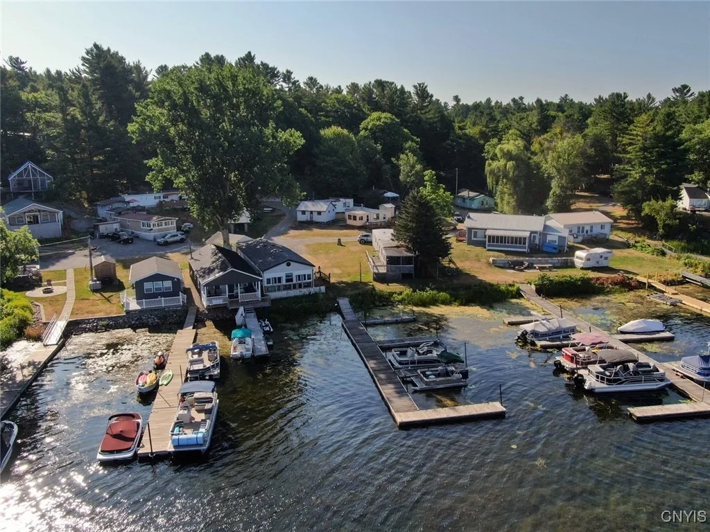 Photo of 211 Dillon Point Road