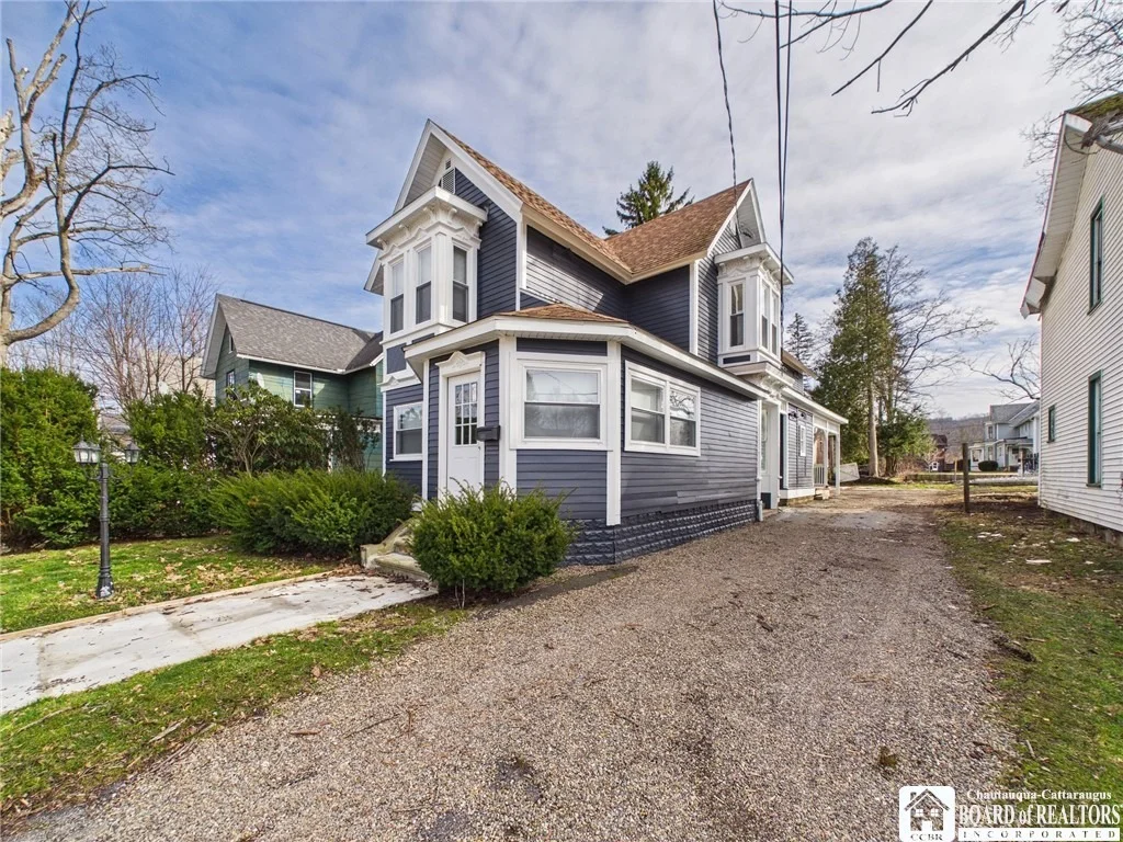 Photo of 330 Laurel Avenue