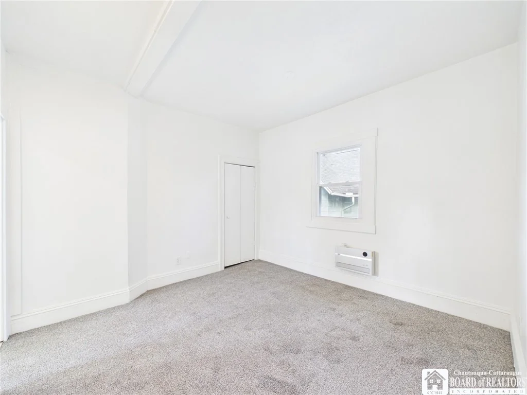 Photo of 330 Laurel Avenue