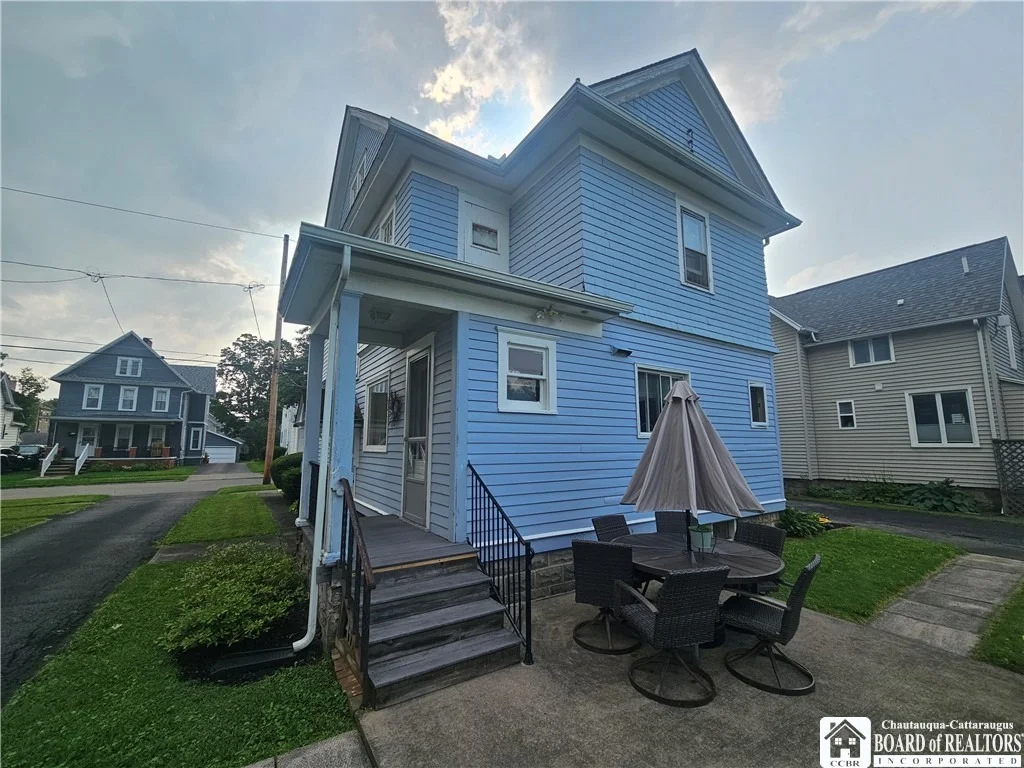 Photo of 115 N 10th Street