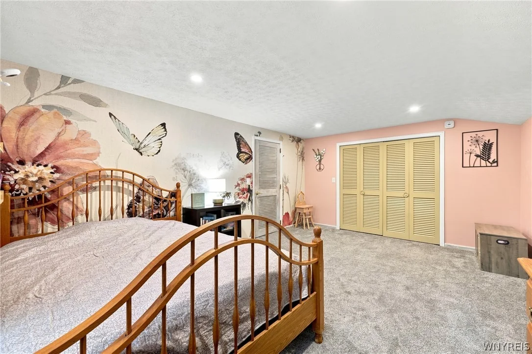 Photo of 8894 Woodview Drive