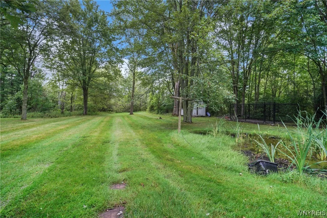 Photo of 7143 Akron Road
