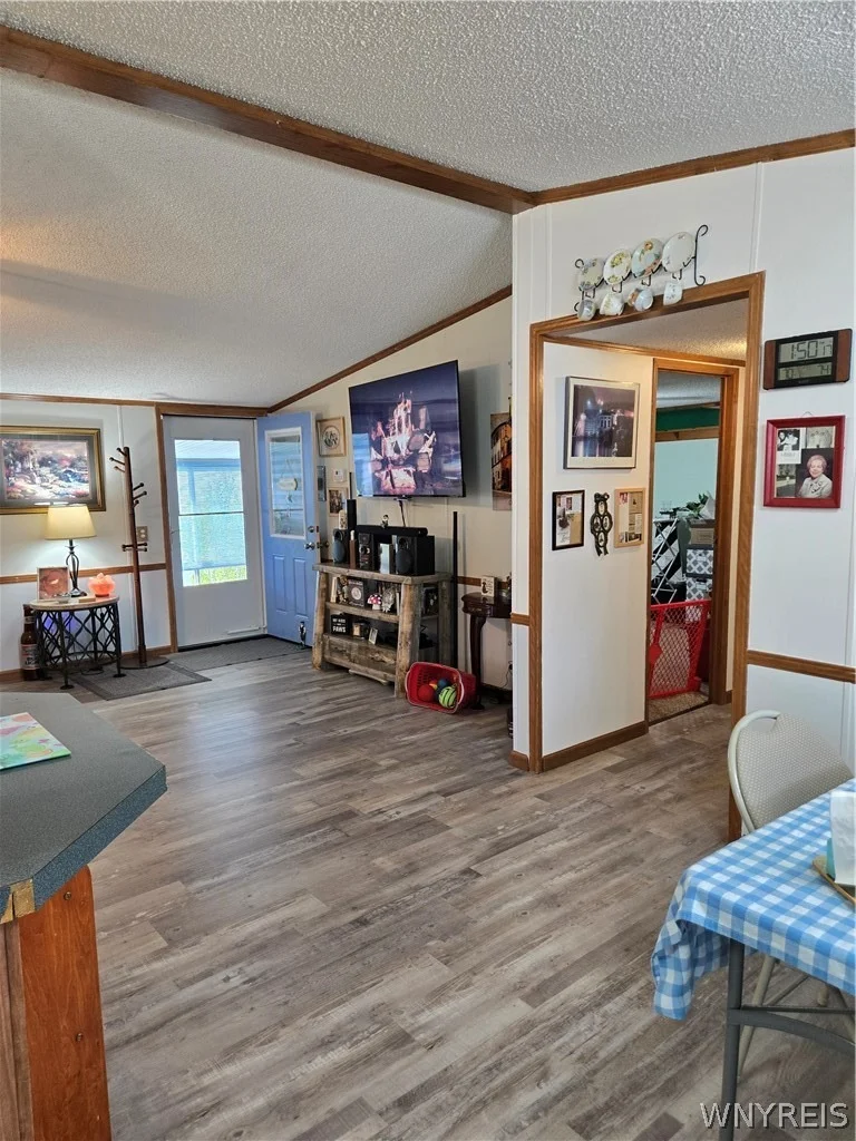 Photo of 1081 Ridgewood Drive