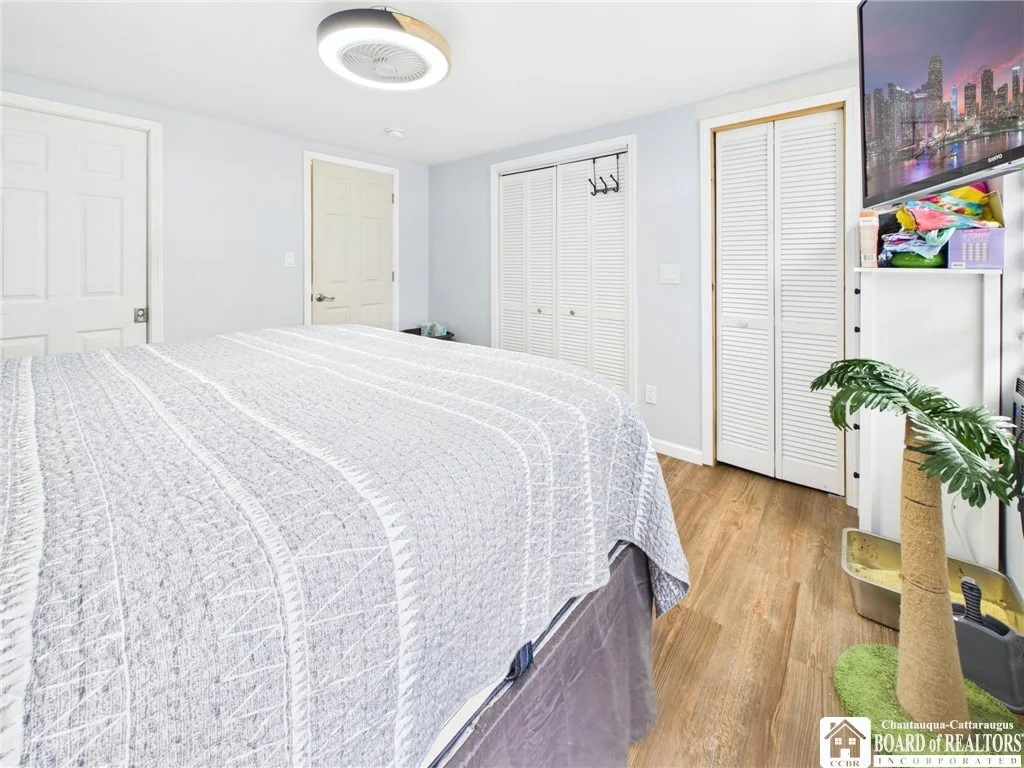 Photo of 212 N 6th Street