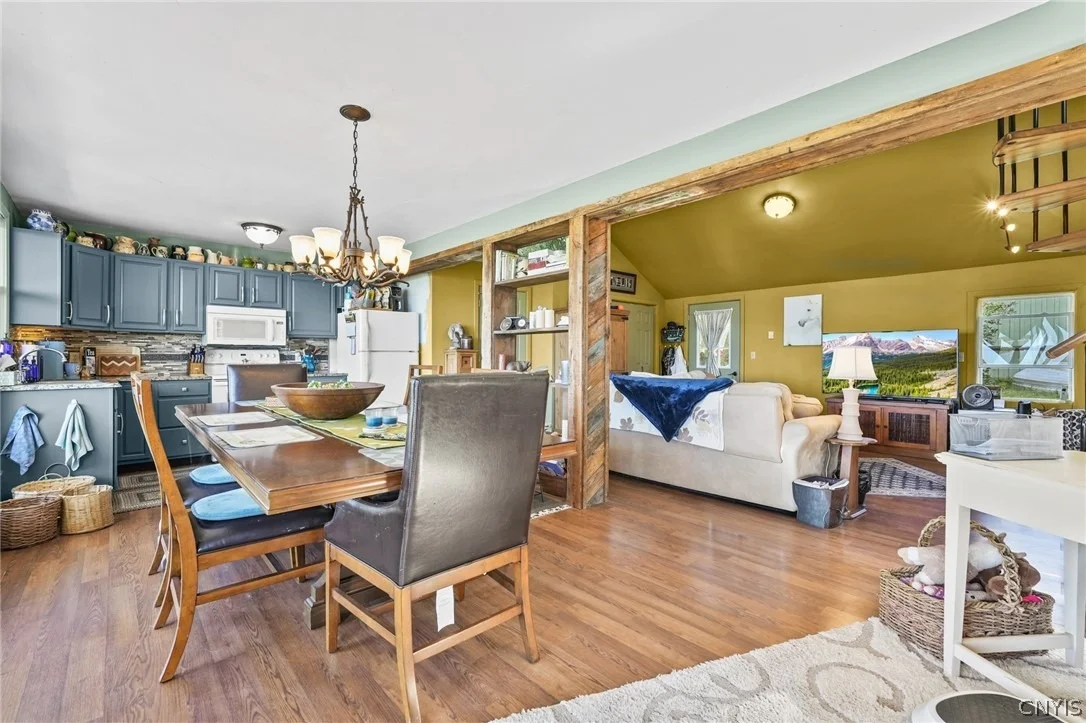 Photo of 11327 Rays Bay Rd