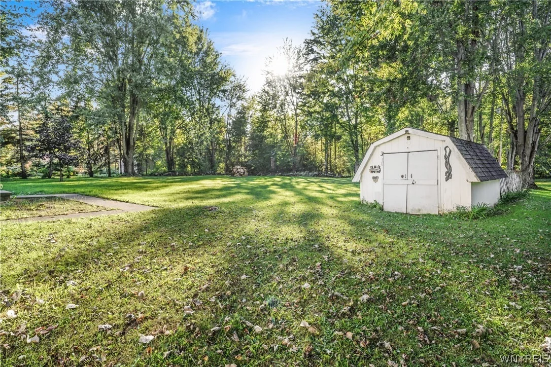Photo of 6876 Creekview Drive