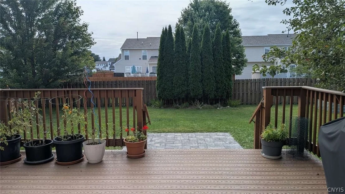 Photo of 5549 Cairns Trail