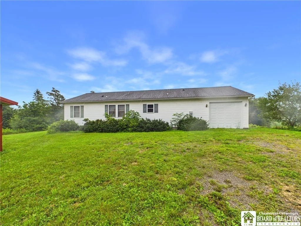 Photo of 3291 Hazelmere Avenue