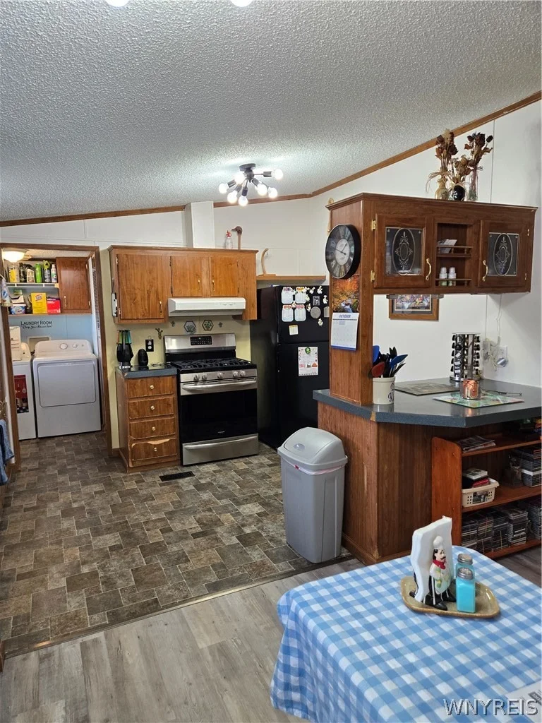 Photo of 1081 Ridgewood Drive