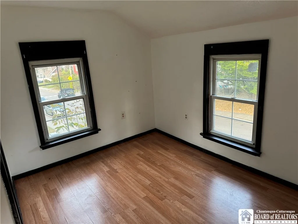 Photo of 230 Forest Avenue