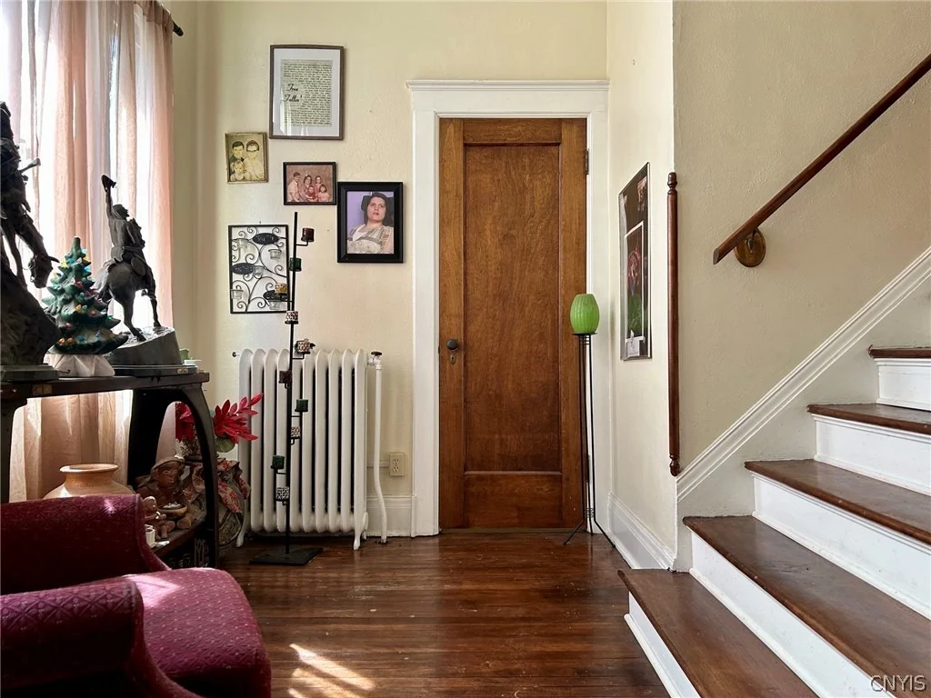 Photo of 707 Danforth Street