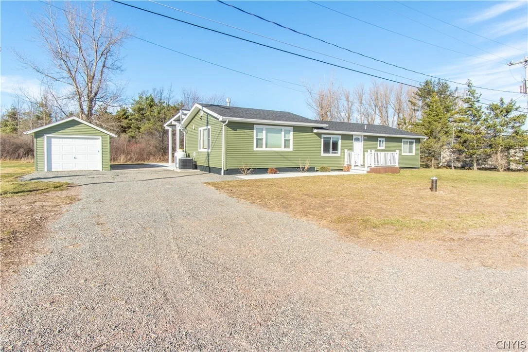 Photo of 17079 May Irwin Road