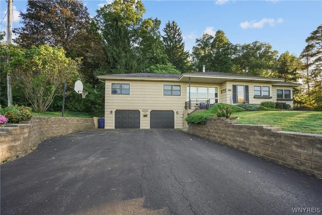 Photo of 3210 Lower Mountain Road