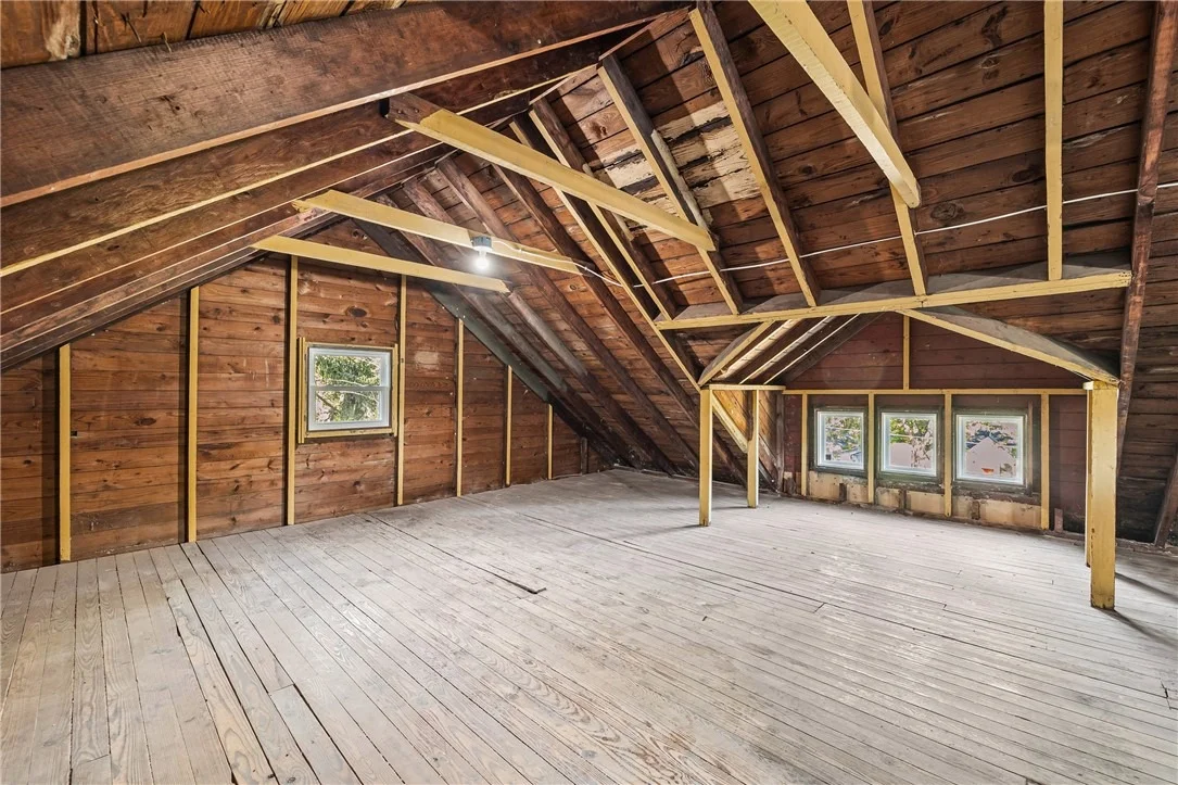 Photo of 264 Alpine Road