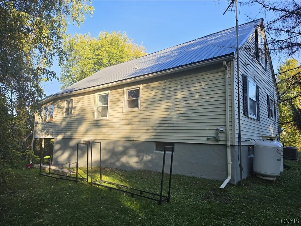 Photo of 3679 Brutus Road