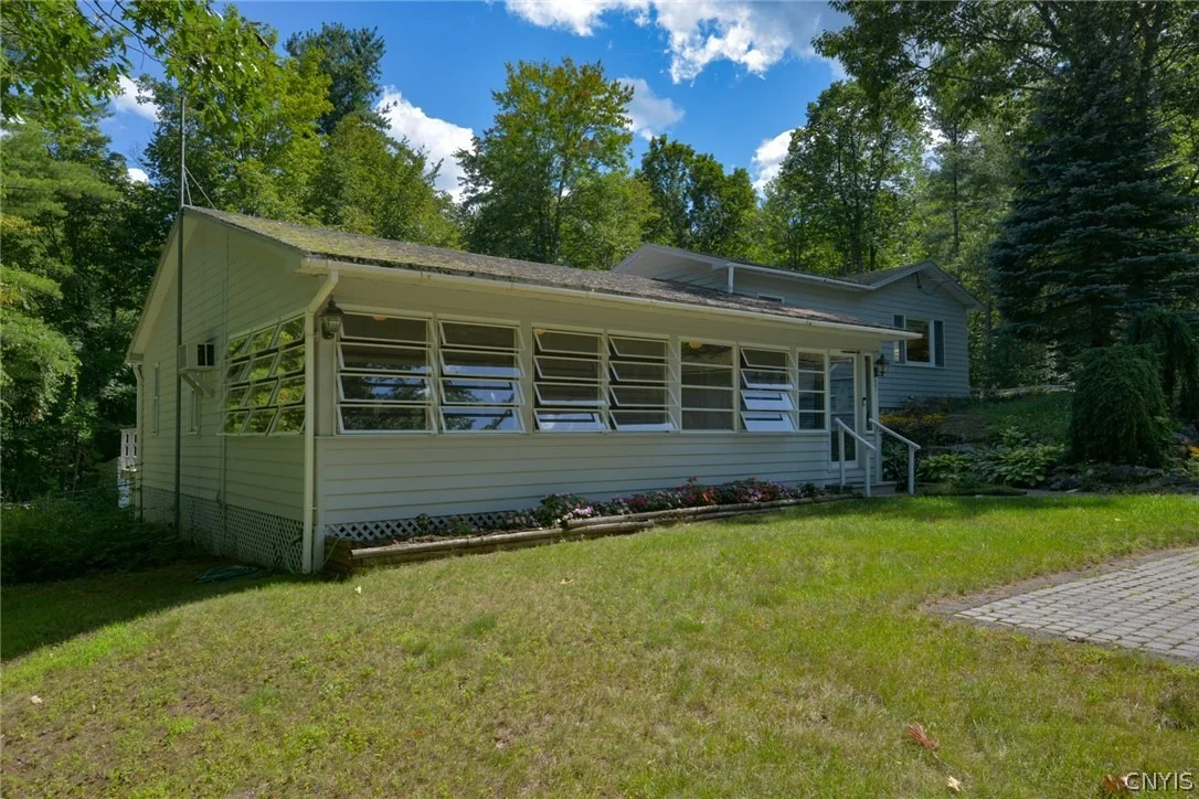 Photo of 57 Dillon Point Road
