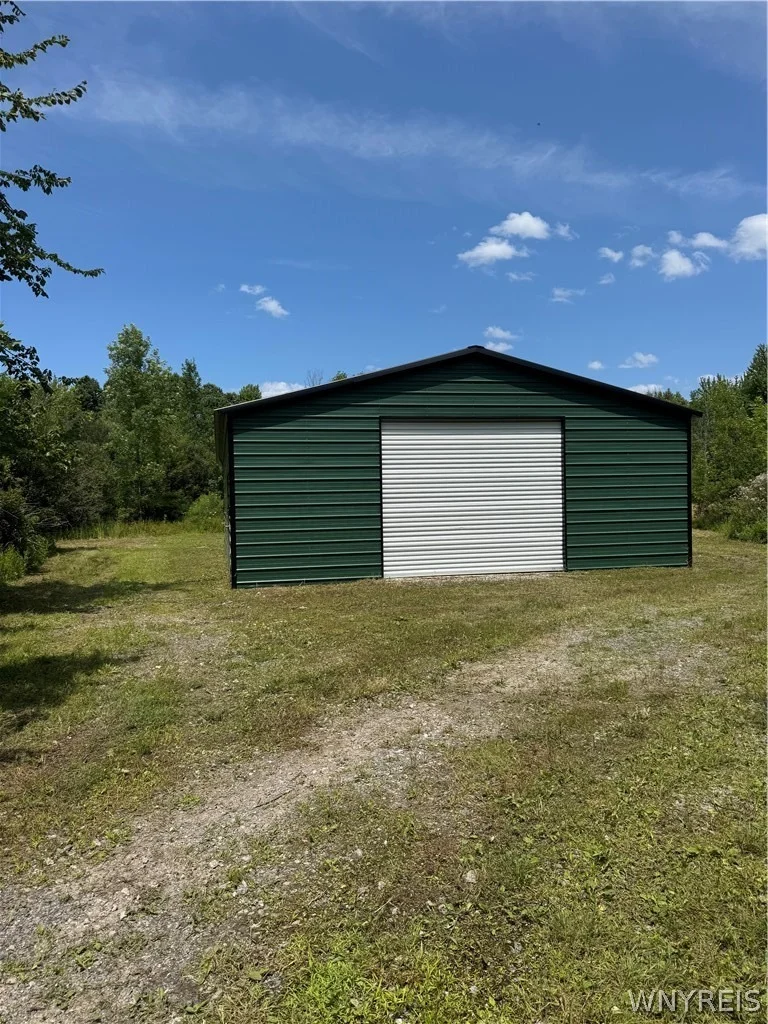 Photo of 7753 Moyer Road