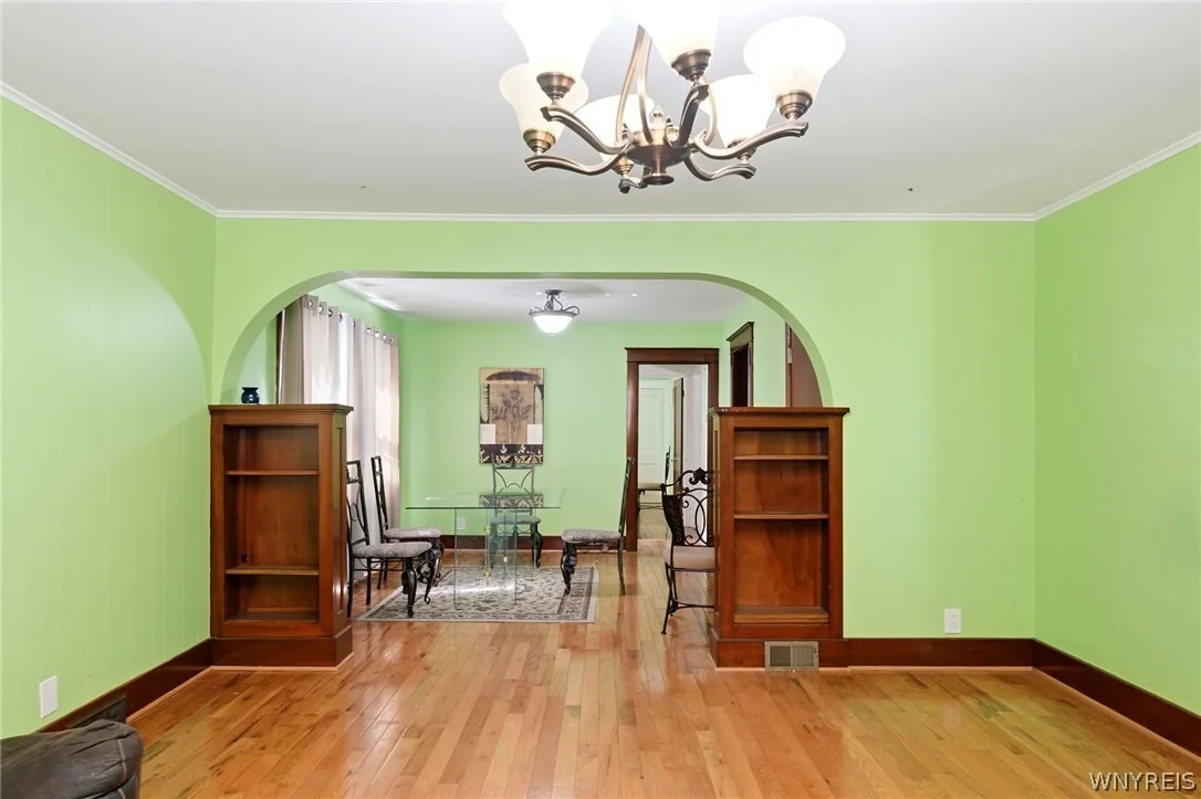 Photo of 434 Highgate Avenue
