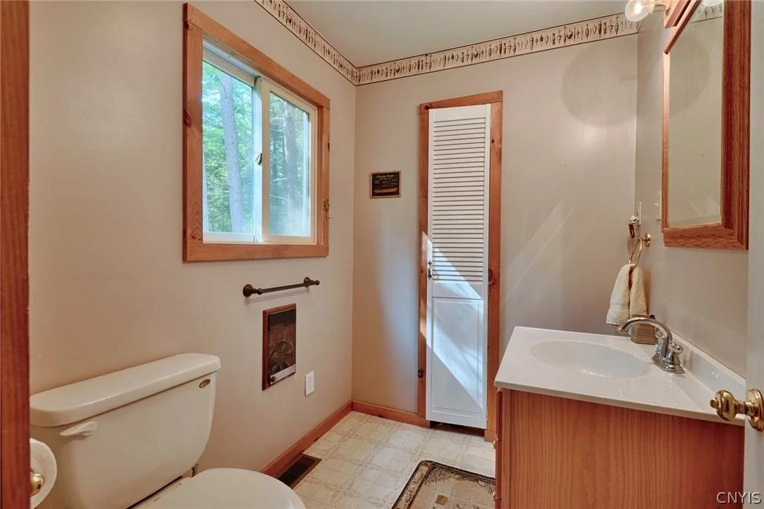 Photo of 106 Dillon Point Road