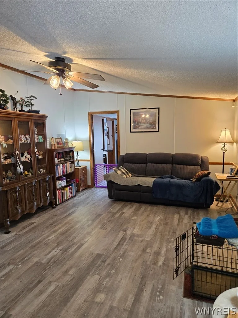 Photo of 1081 Ridgewood Drive