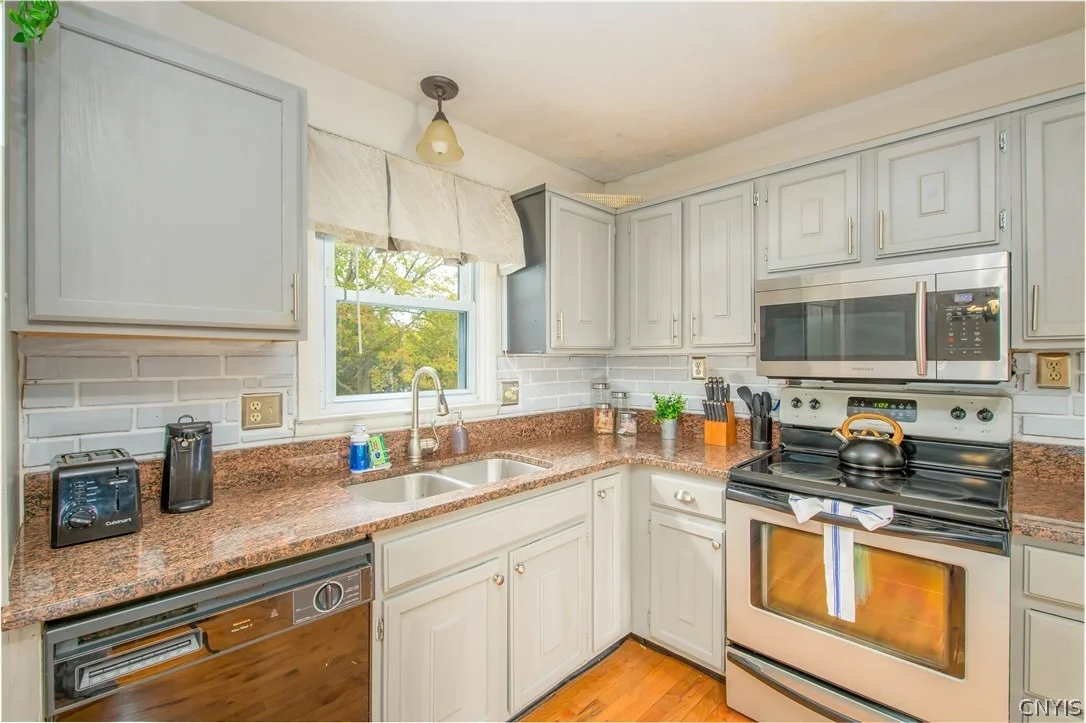 Photo of 403 Betsinger Road