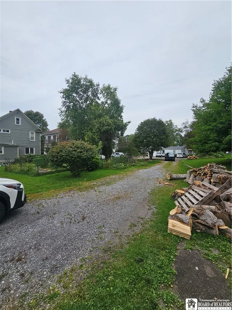 Photo of 768 Main Street