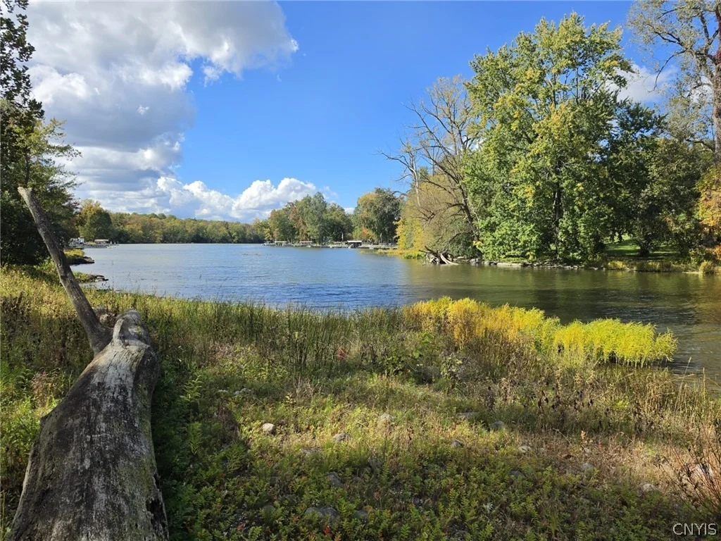 Photo of 1041 Old State Route 31