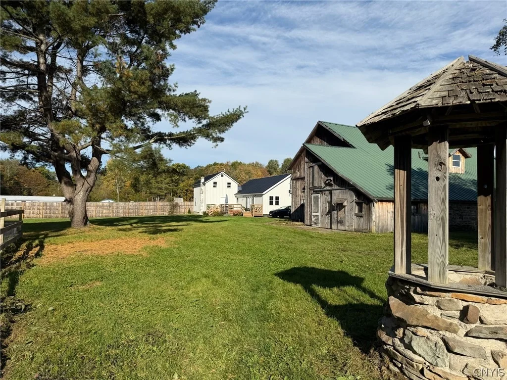 Photo of 392 Albion Cross Road