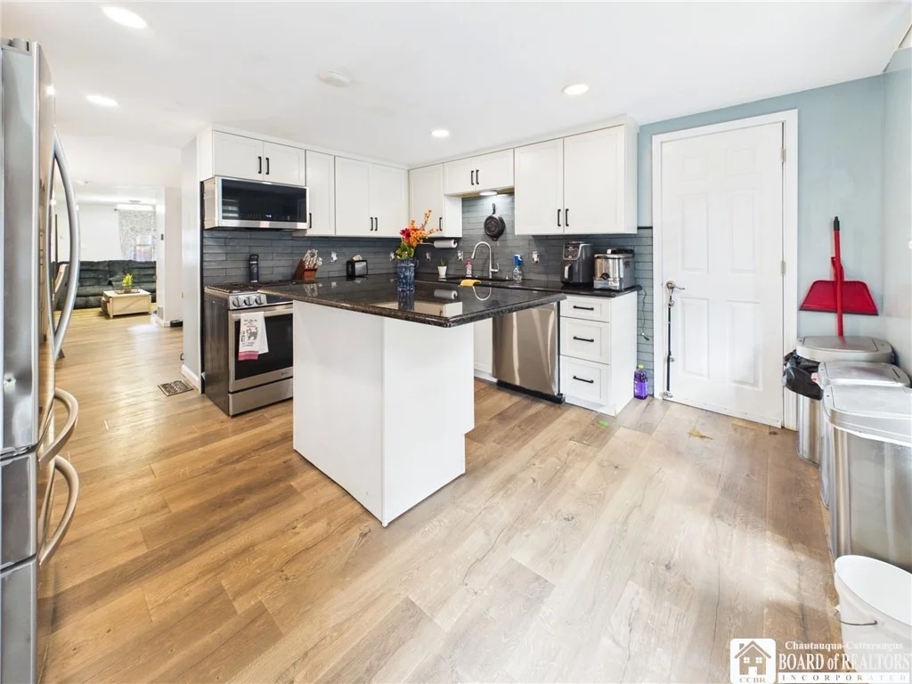 Photo of 212 N 6th Street