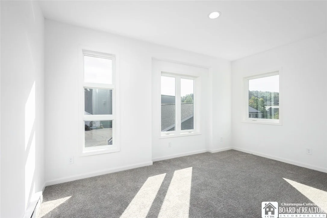 Photo of 2 Waldemeere Avenue