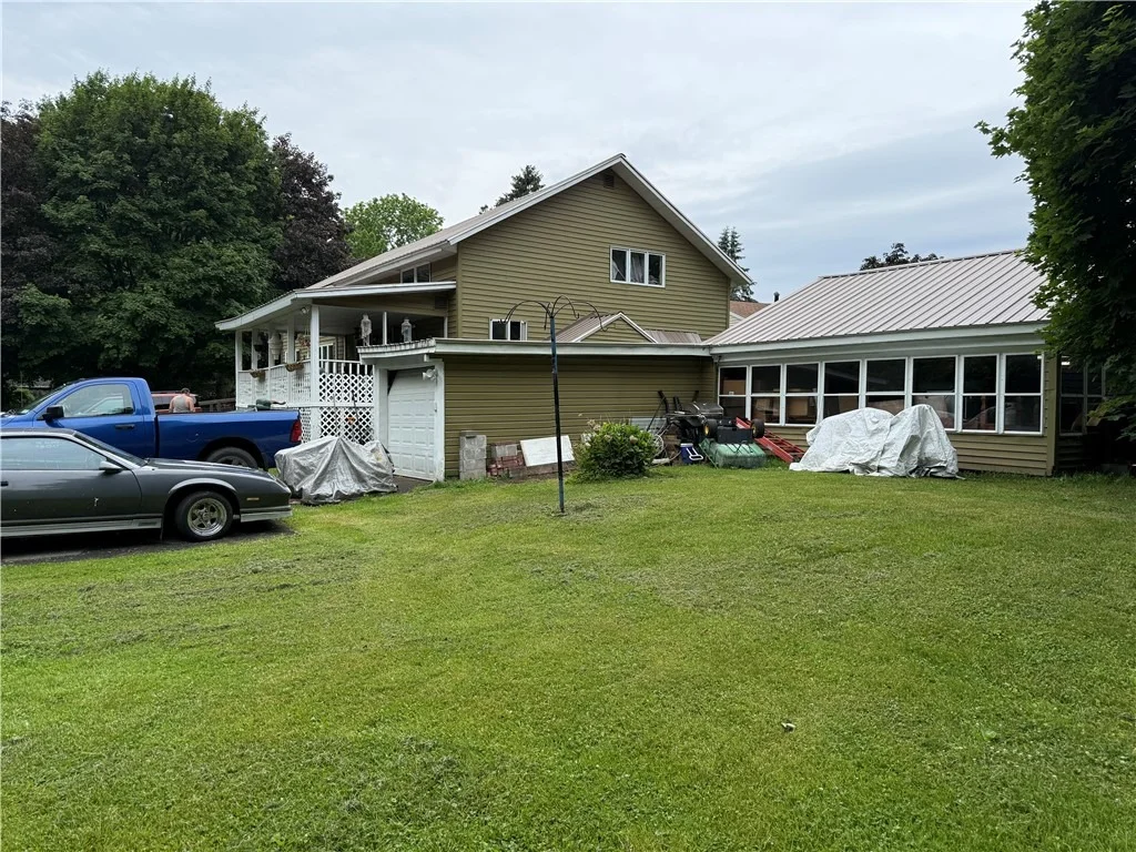 Photo of 323 Maple Street
