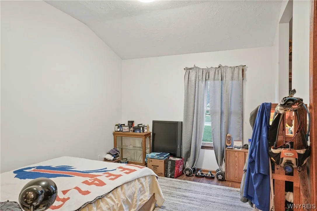 Photo of 6876 Creekview Drive