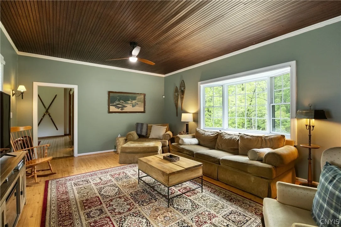 Photo of 891 River Road