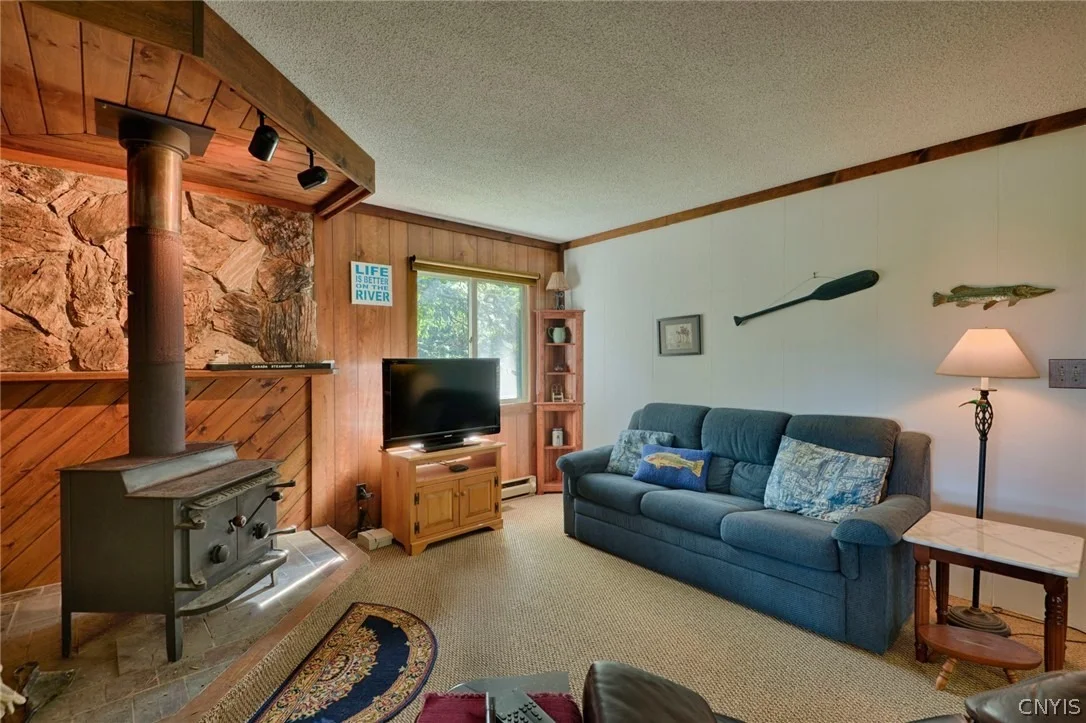Photo of 106 Dillon Point Road